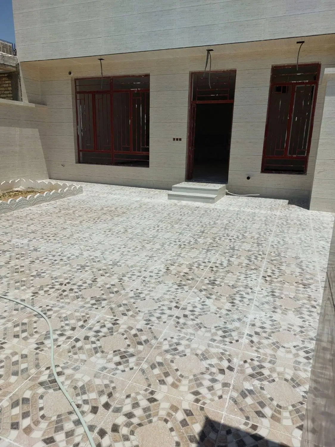 فروش همکف 280متری