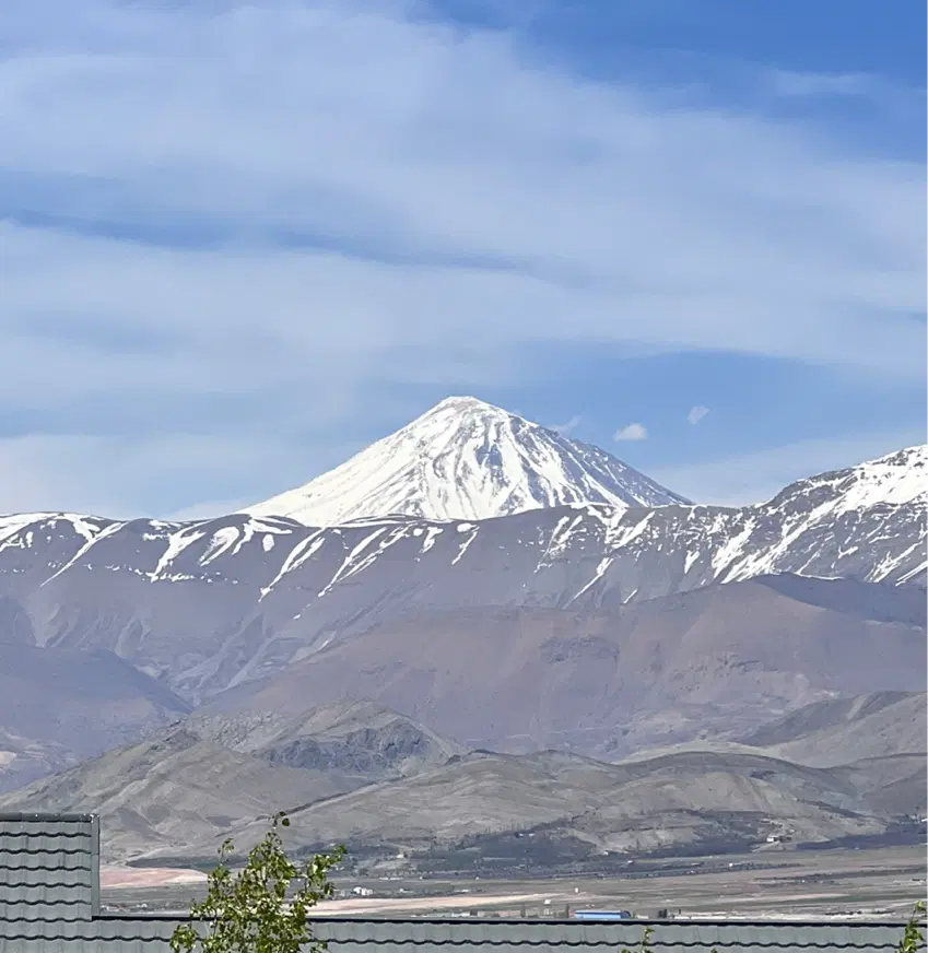 زمین دماوند هاشمک