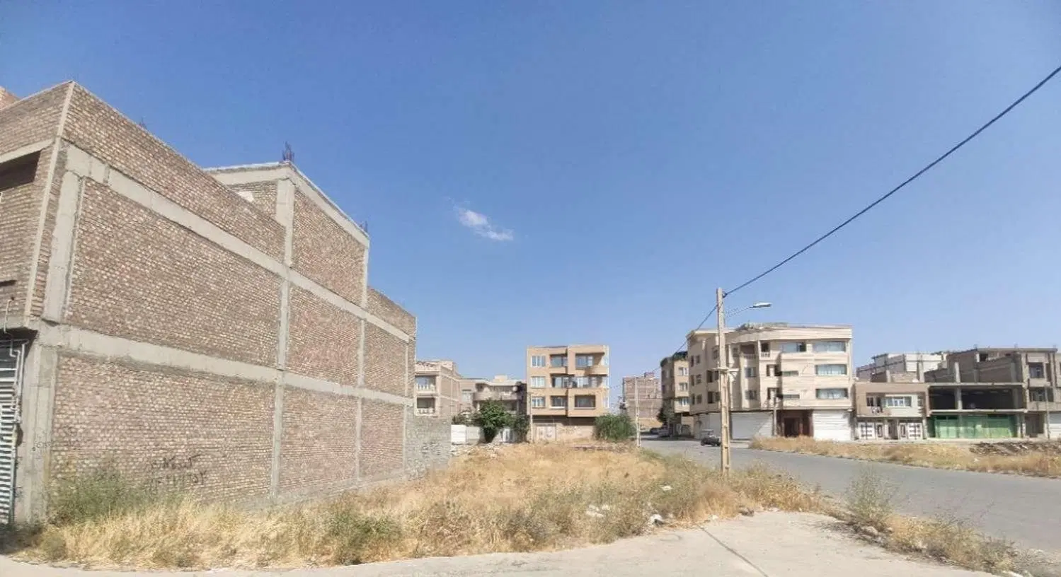تنها ملک دونبش بلوار امام رضا و سلطان آباد تجاری