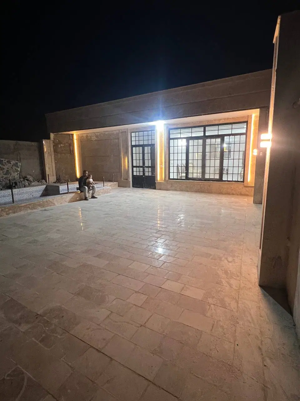 باغ ویلا هزار متری مدرن با امکانات کامل نوساز