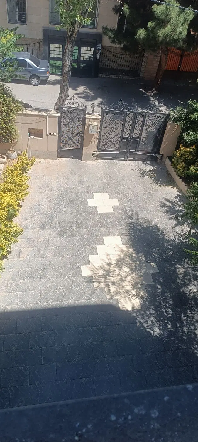 واحد خوش نقشه واقع در منطقه آرام و سرسبز در رودهن