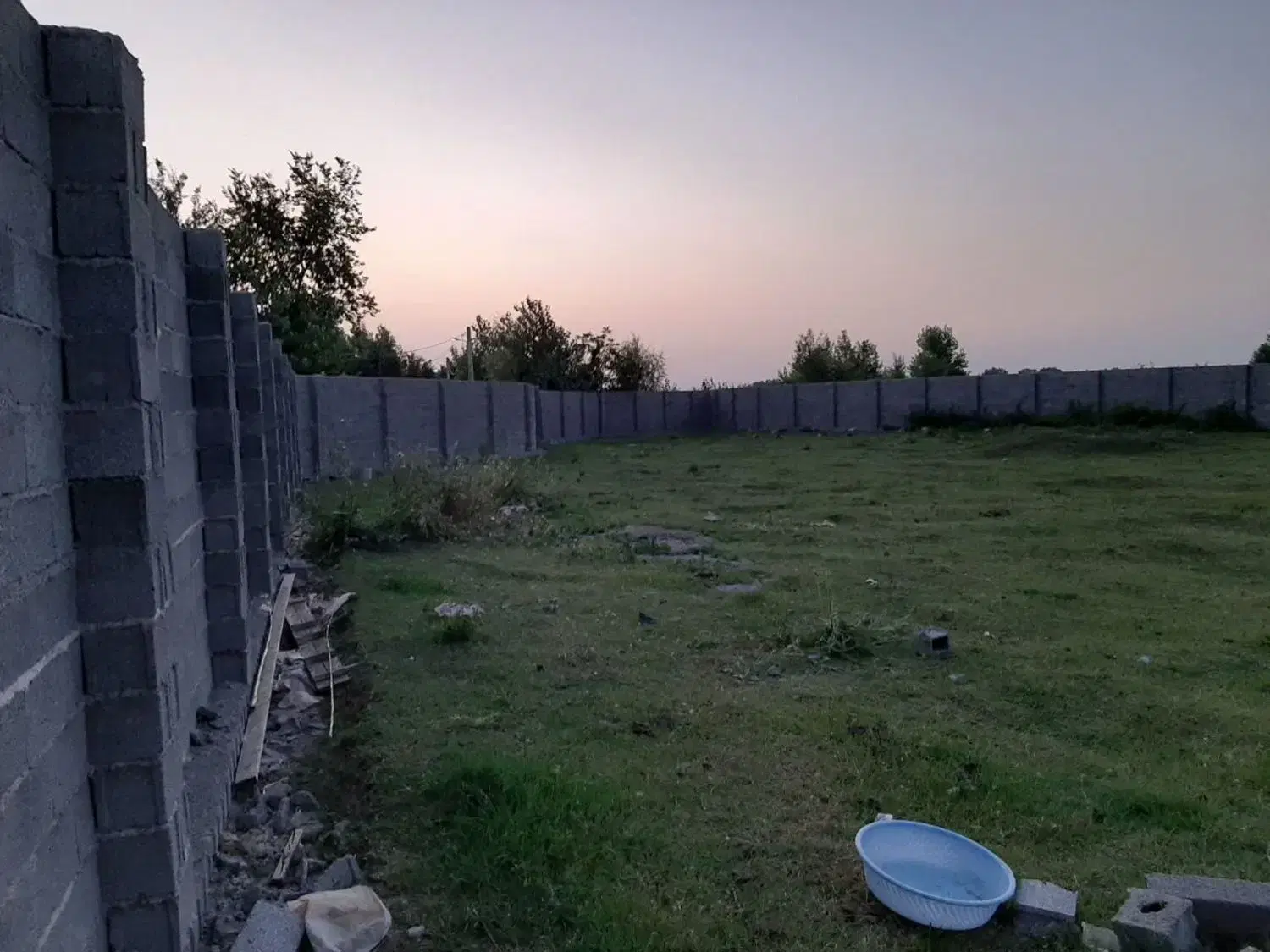 تهاتور ملک تهران با زمین در شمال
