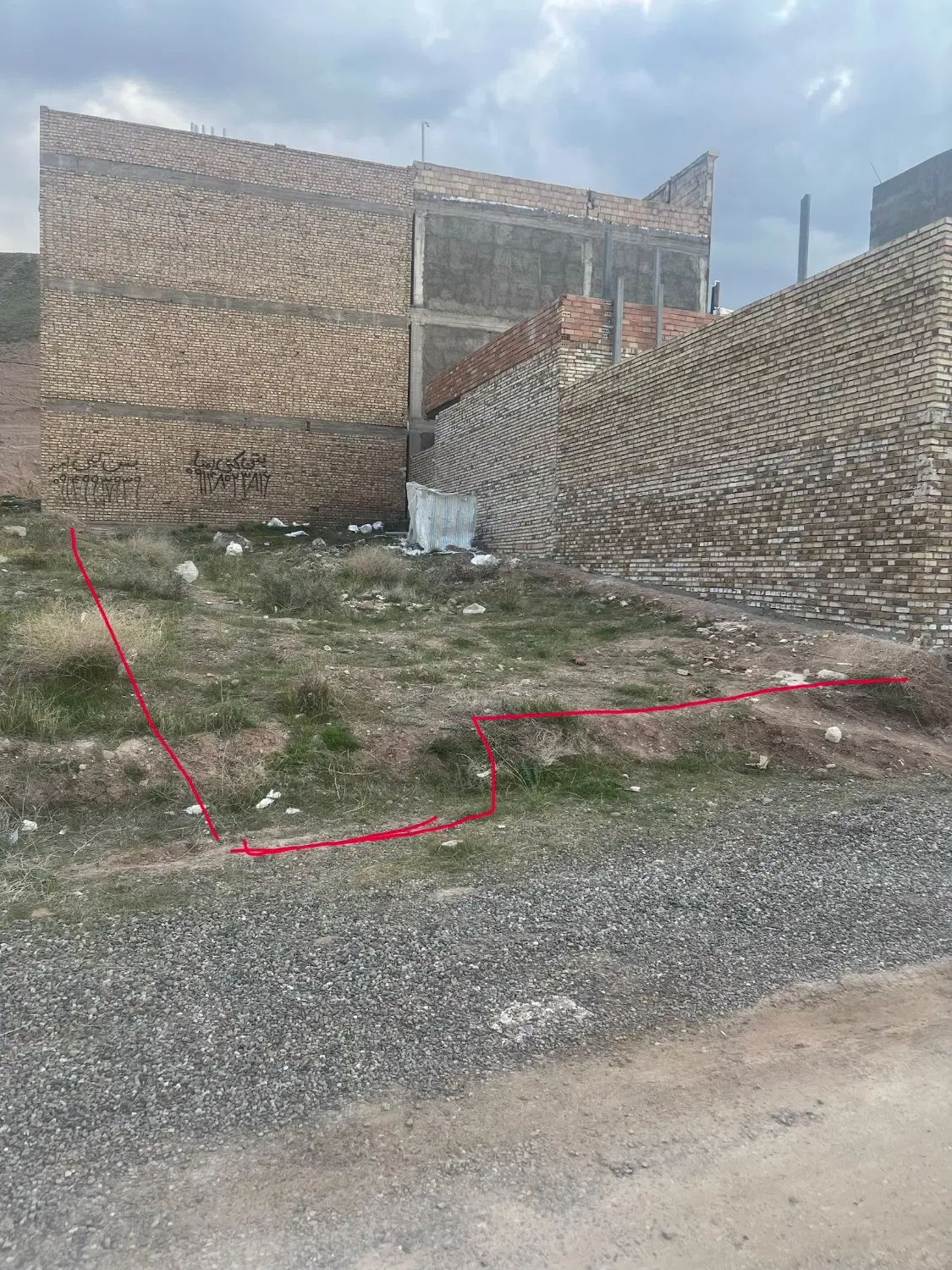 زمین جنوبی در شهرک بعثت ۲۲۵ متر مربع سند تک برگ