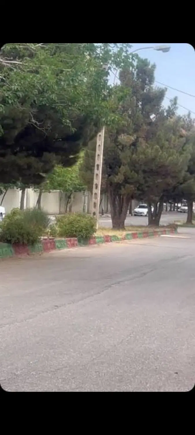 ده قصب زمین مسکونی بهترین موقعیت جنب جهادکشاورزی