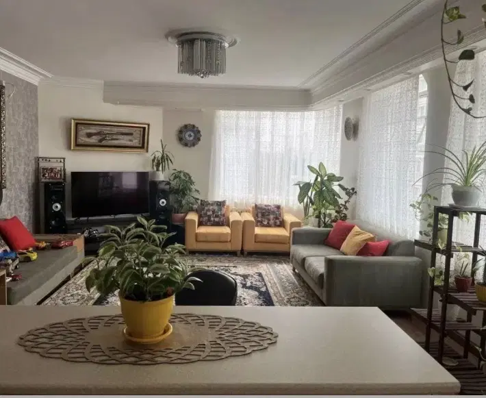 آپارتمان ۶۱متری_دوخواب_سند تک برگ
