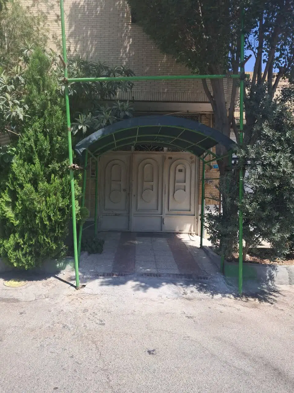 خانه دو طبقه امیر آباد
