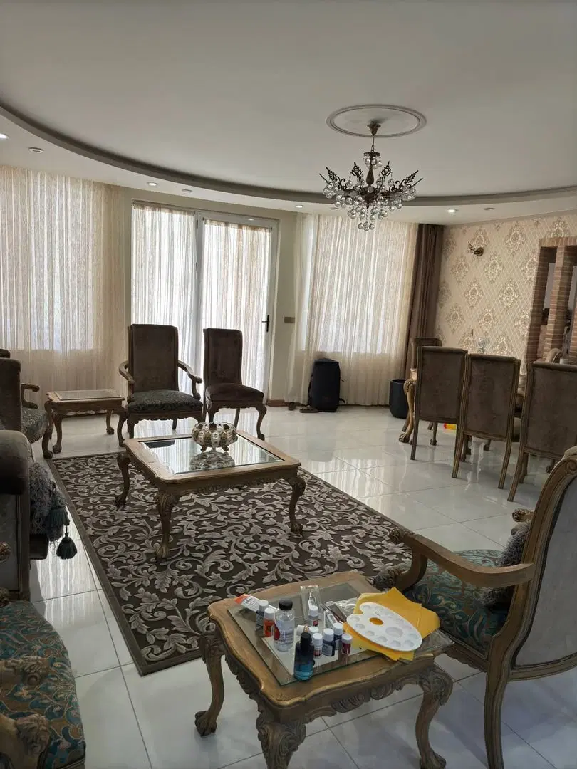 نیم طبقه ۲۸۰ متر لوکس و شیک بلوار جوان