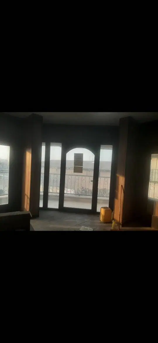 مغازه 18 متری شاد آباد