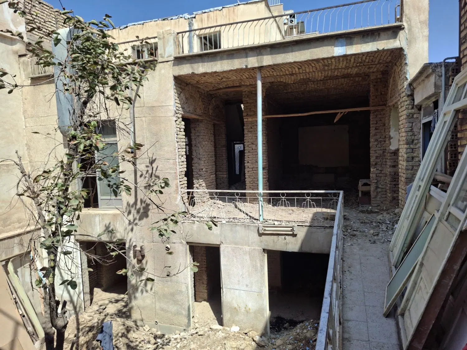 فروش منزل کلنگی