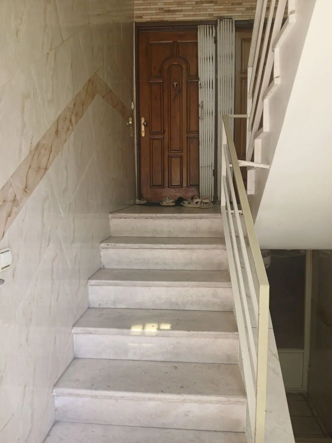 ۶۸متر تک خواب طبقه۴ با انباری
