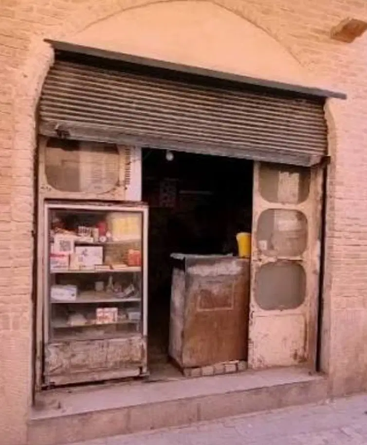 اجاره انباری چهار متری پاساژ بنی هاشم