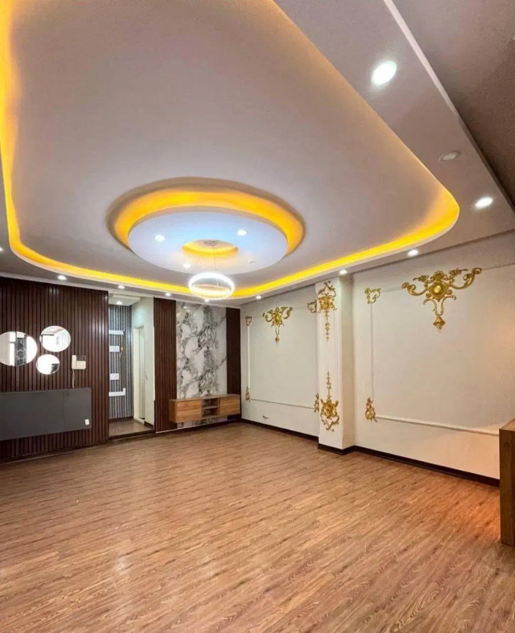 ۵۵متر _ آسانسور پارکینگ_ تاپ لوکیشن