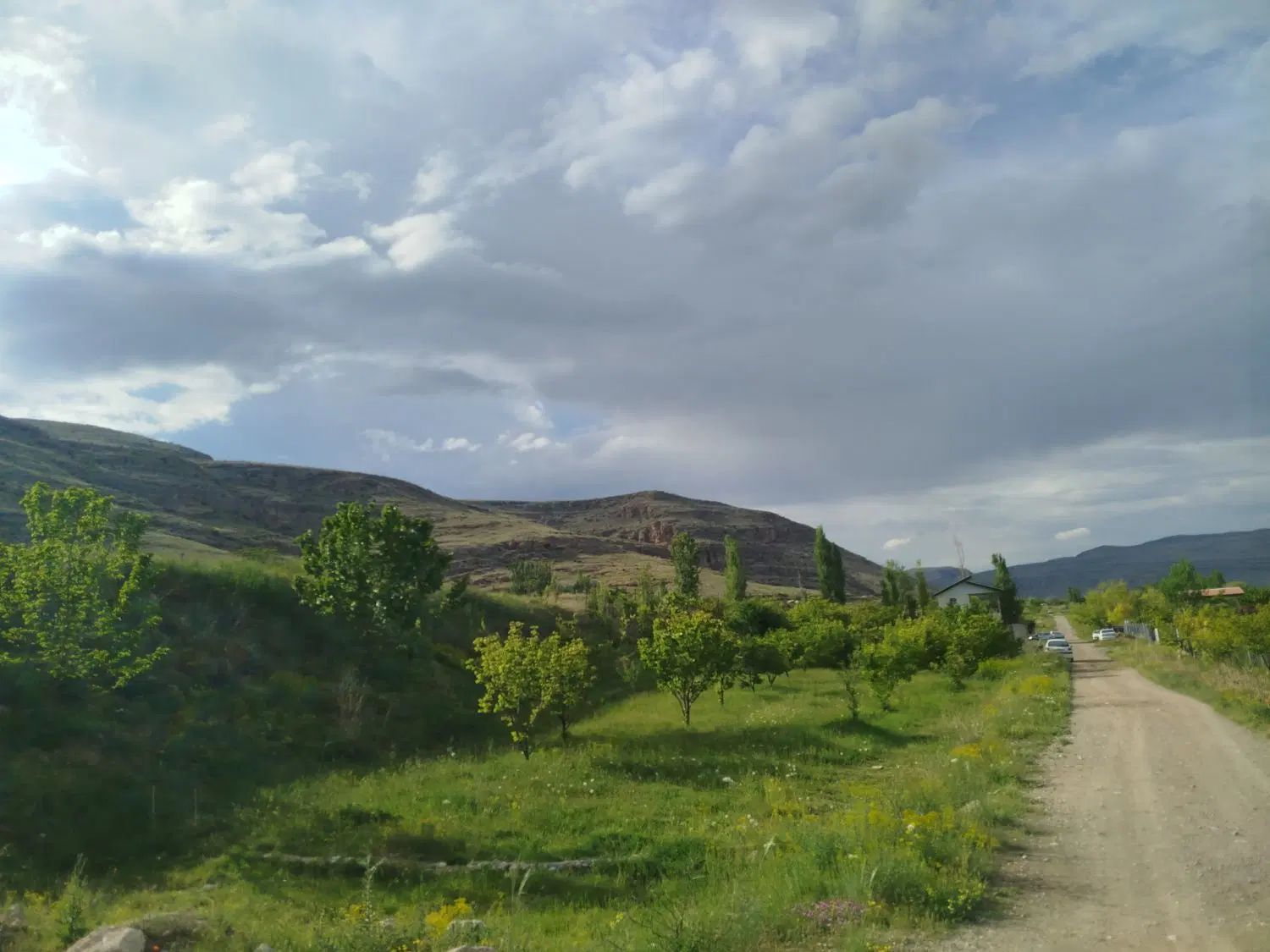 باغ روستای رند بر کمربندی اصلی