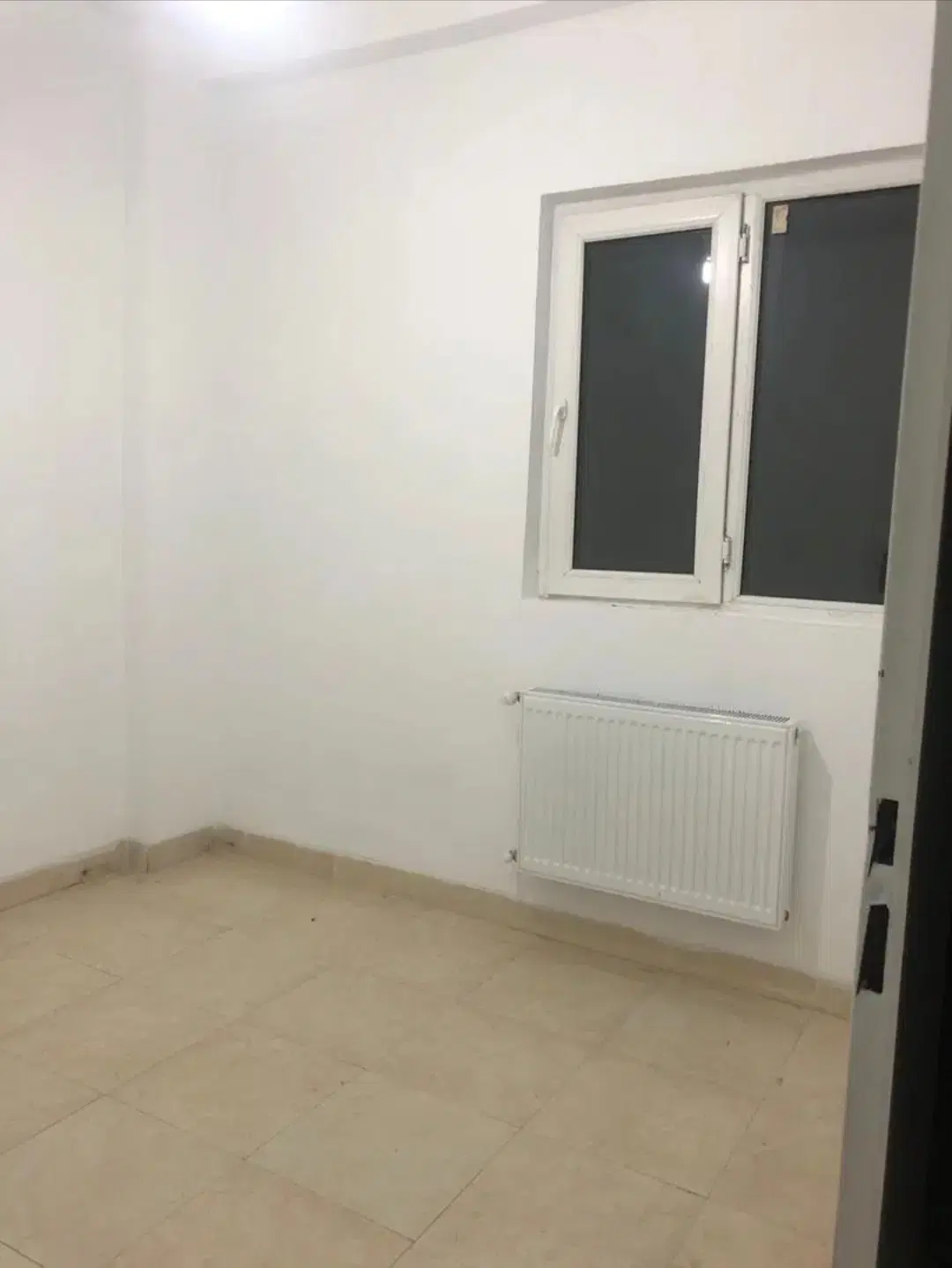 اجاره اتاق در میدان استقلال