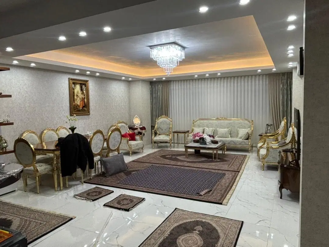 رهن واجاره آپارتمان ۱۲۰مترخیابان خمینی