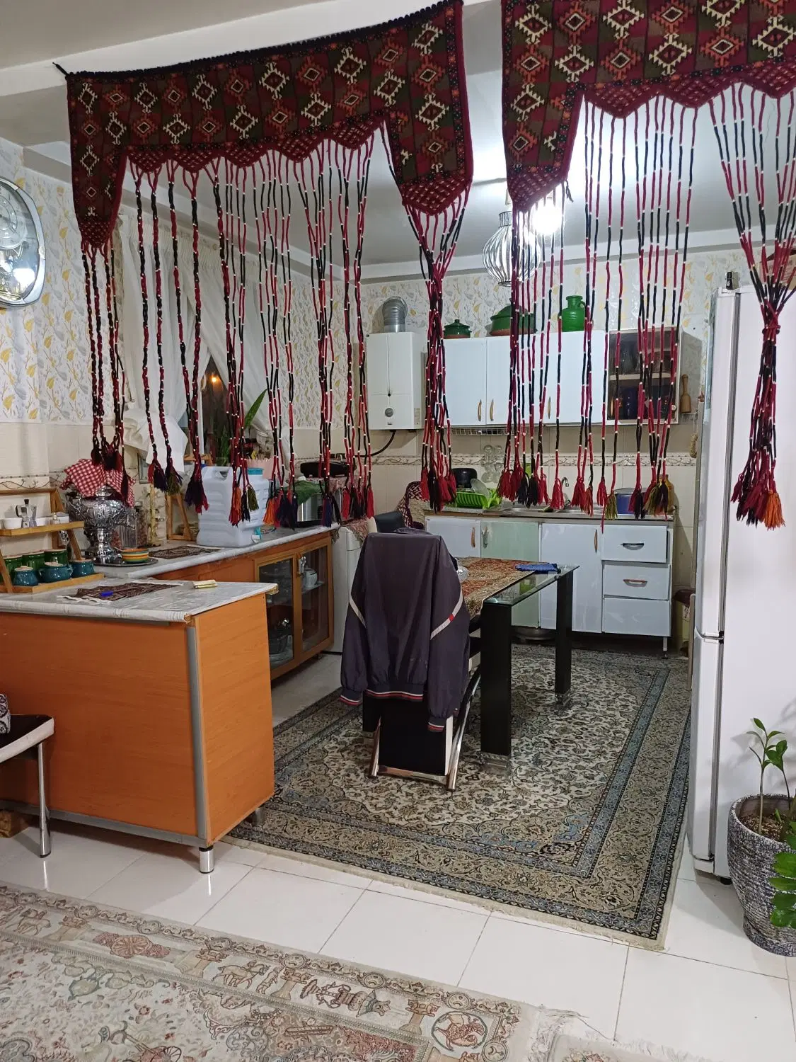 اجاره سالانه طبقه اول ۷۰ متری