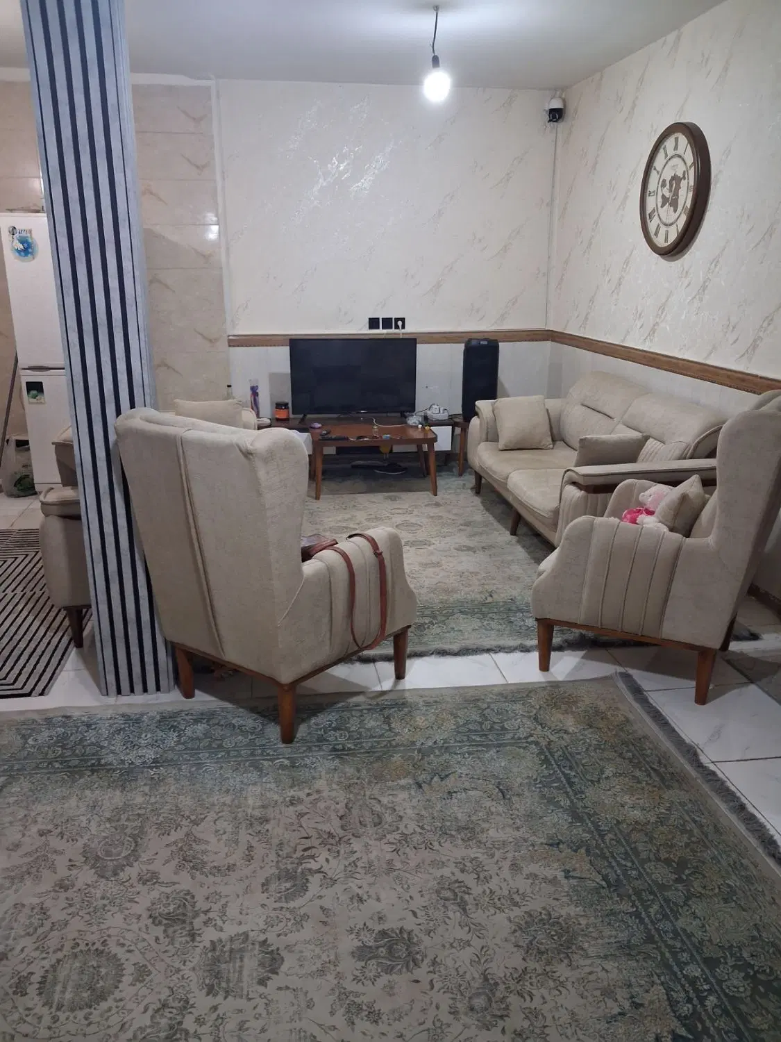 رهن و اجاره اپارتمان دو خواب علوی خ شهدا