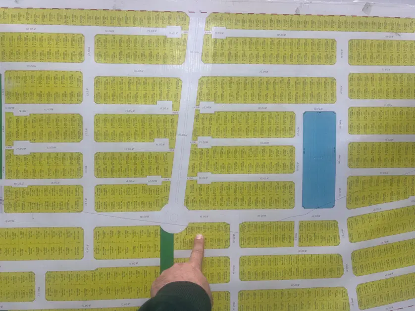 زمین فرهنگیان خیابان ۱۶ متری جنوبی