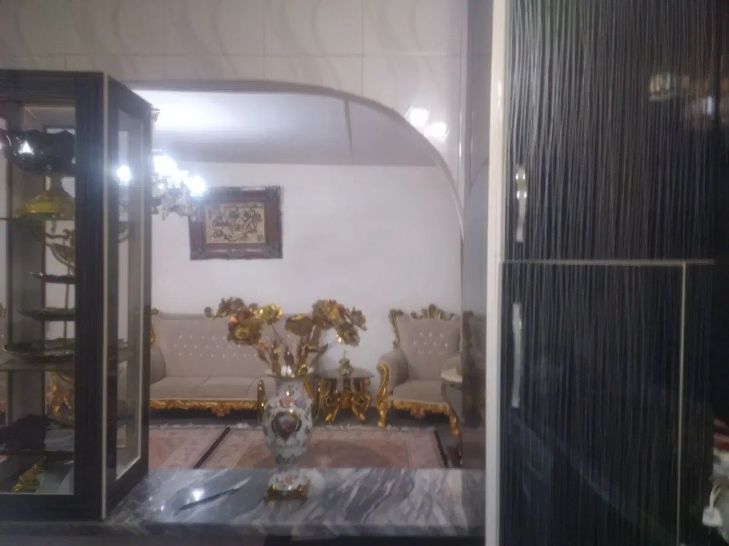 ۶۲ متر آپارتمان در یکه دکان ولیعصر