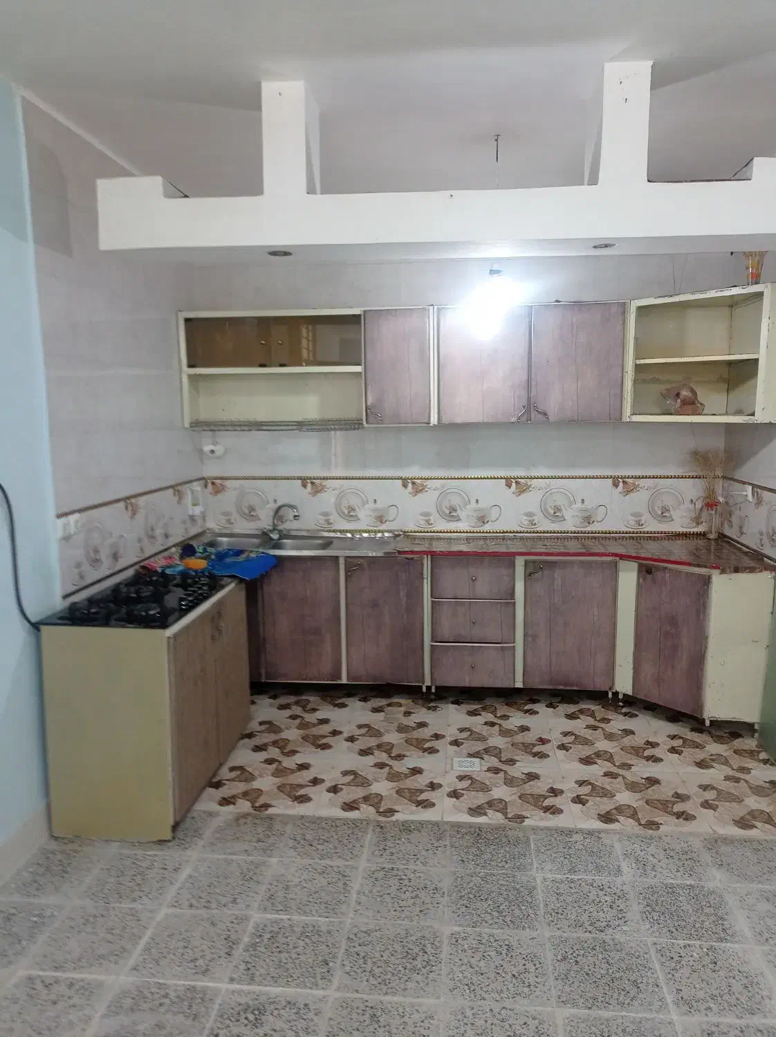طبقه بالا زیباشهر یک خوابه