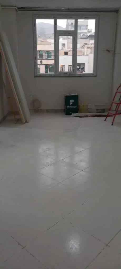 مغازه 22 مترخیابان برغان سمت بازار روز