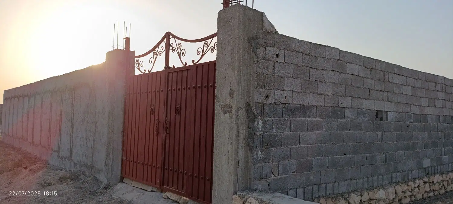 زمین گورک خویش اشکن