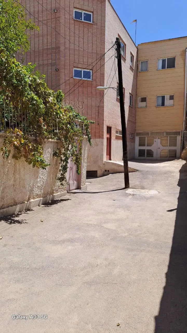 چهارباغ پائین چهارواحد سوئید آپارتمان پنجاه متری