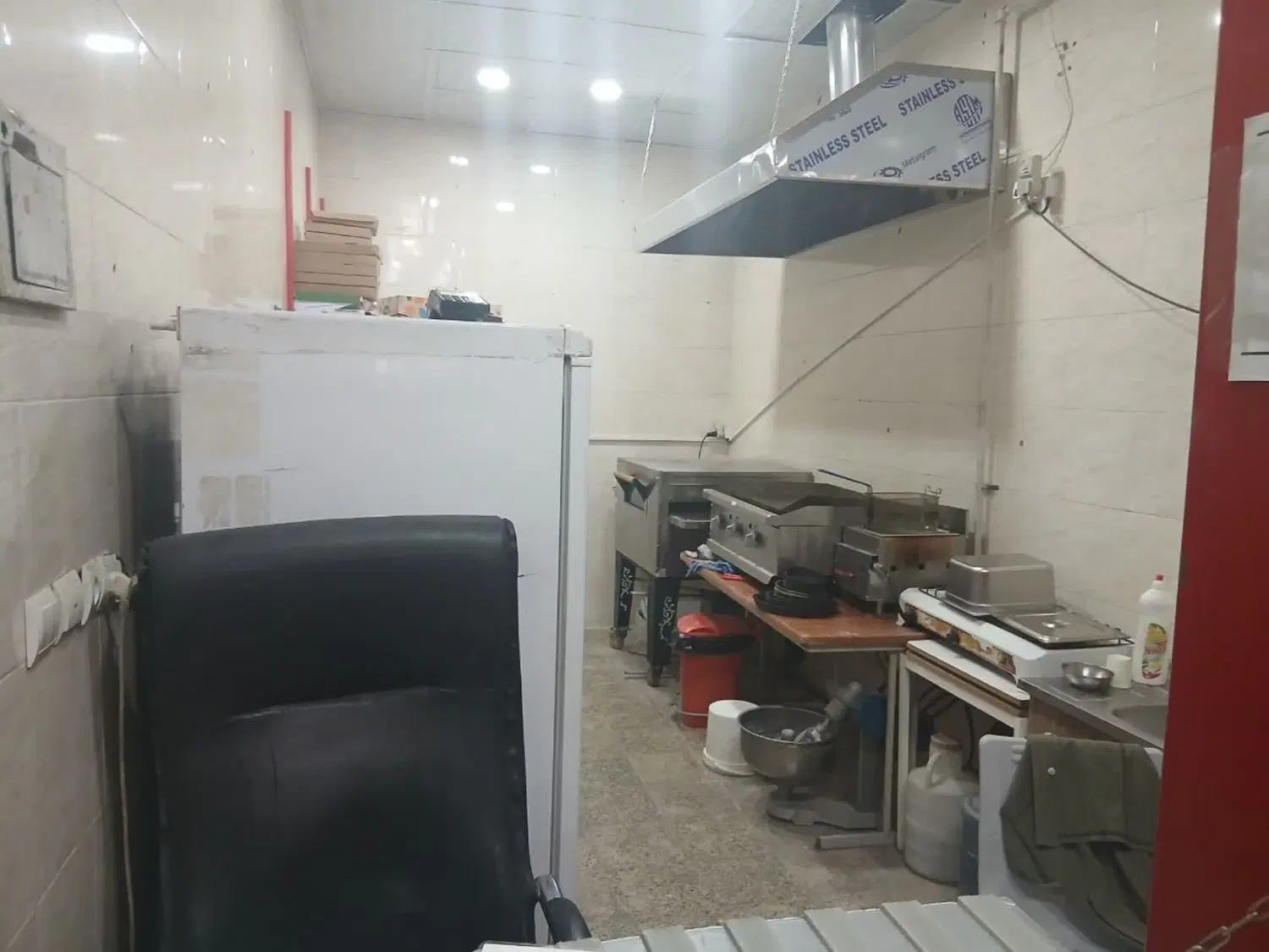 واگذاری کامل فست فود