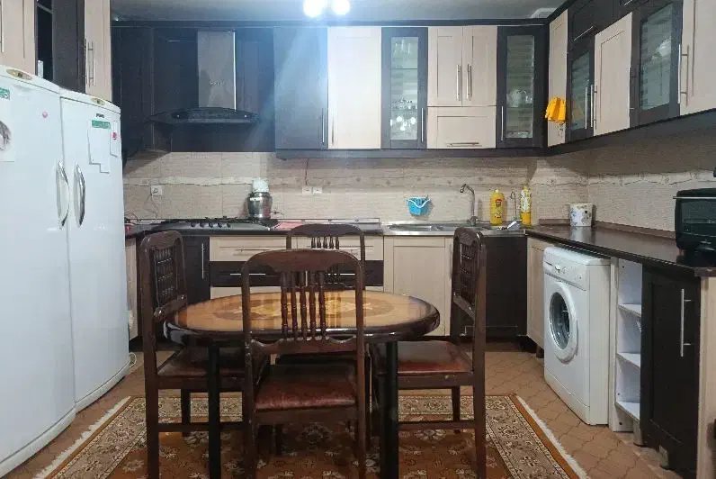 آپارتمان تک واحدی