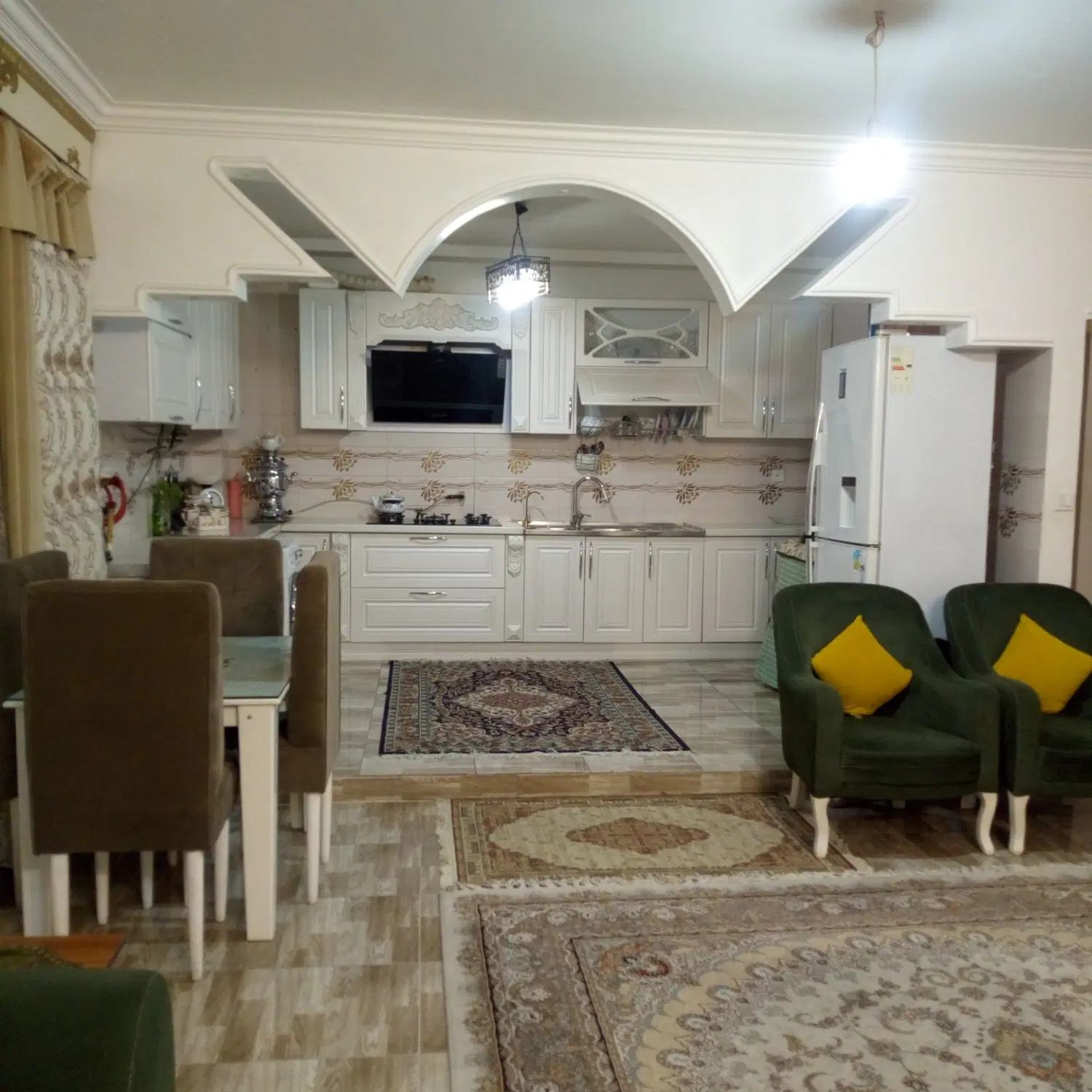 فروش آپارتمان ۹۳متری در ایوانکی