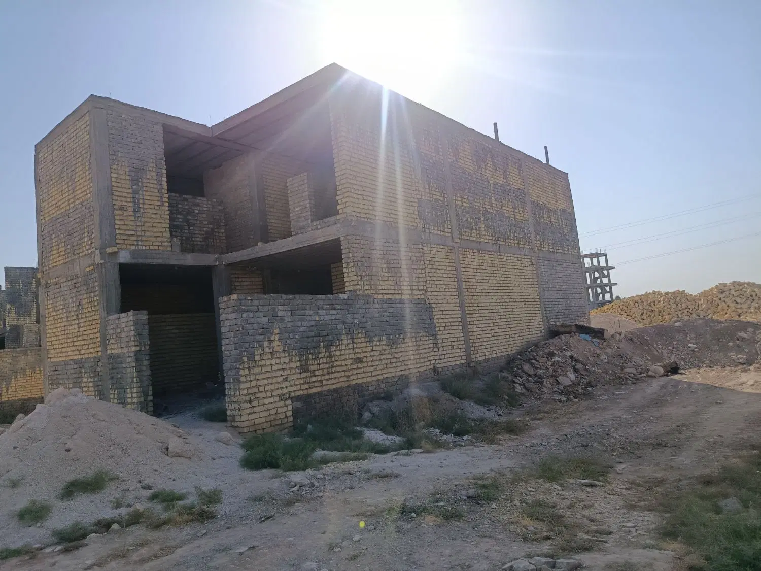 باسلام اسکلت دوطبقه مافیروزان