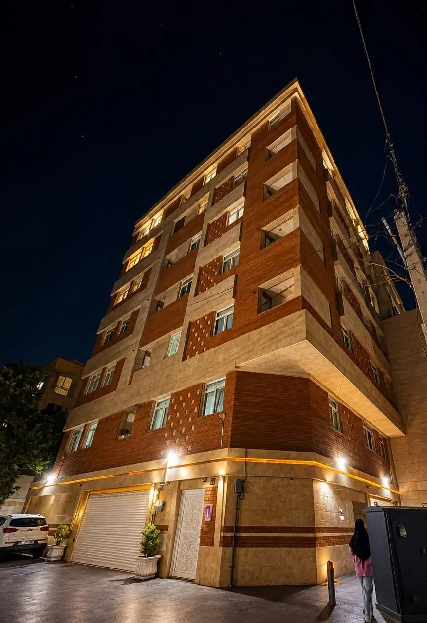 ۹۸متر دوخواب با پارکینگ سندی