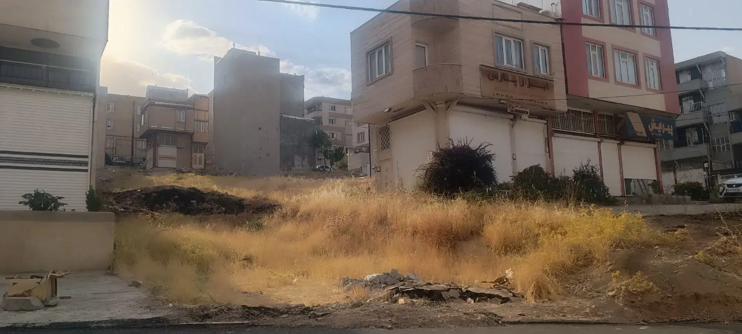 زمین تجاری دو بر خیابان اصلی هجرت زیبا شهر