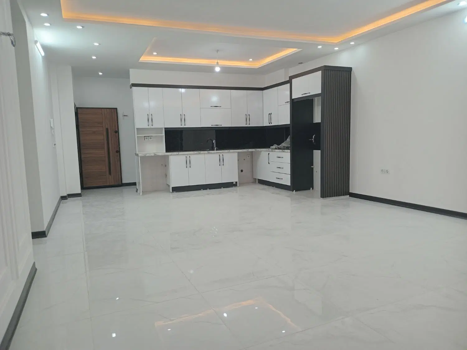آپارتمان۱۱۰ متری نوساز محدوده صدوق شهیددابراهیمی