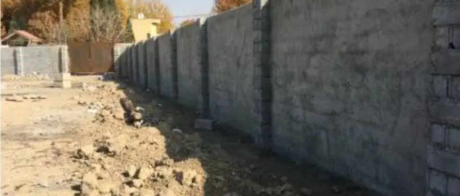 زمین مسکونی ۳۰۲ متر