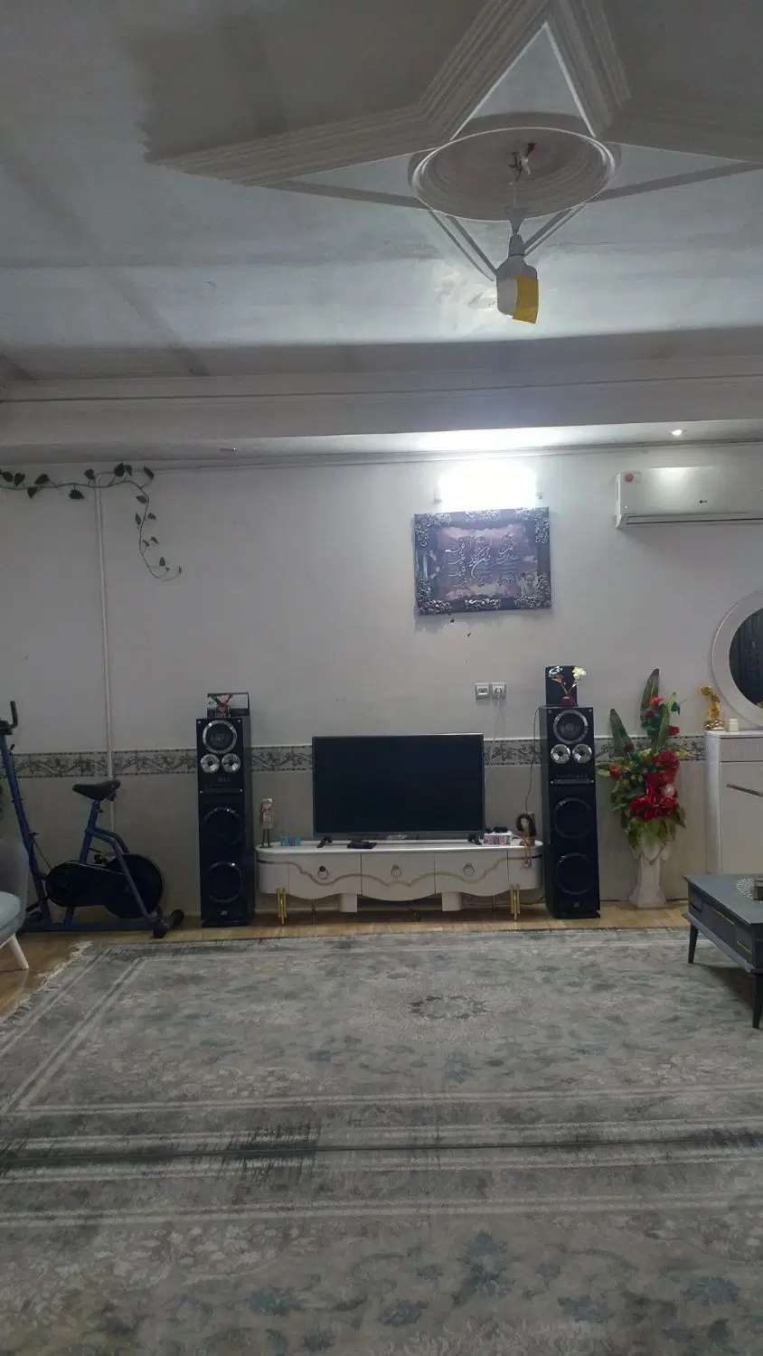 ویلایی ۱۶۰ متری کاشانی ۱۱