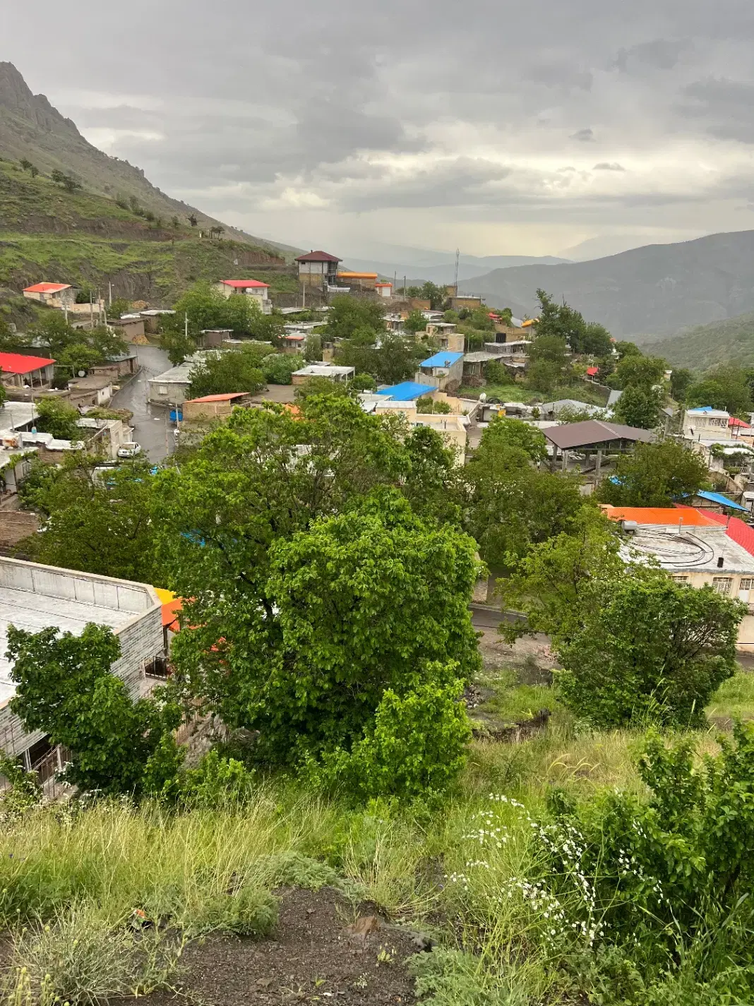 زمین مسکونی در الموت غربی