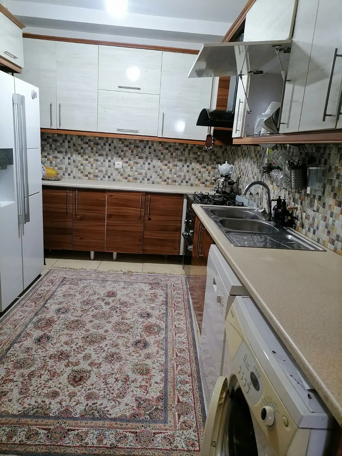 واحد 90 متری