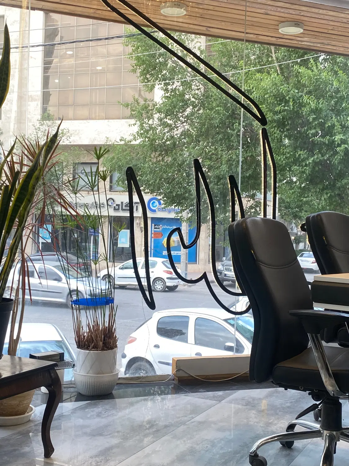 مغازه ۲۵ متری توی کوچه
