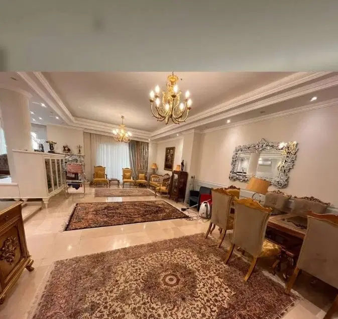 زعفرانیه  200متر 97 میلیارد 2 پارکینگ  2پترکیتگ