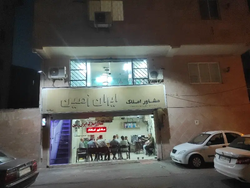 اجاره مغازه ۳۰ متری با سرویس
