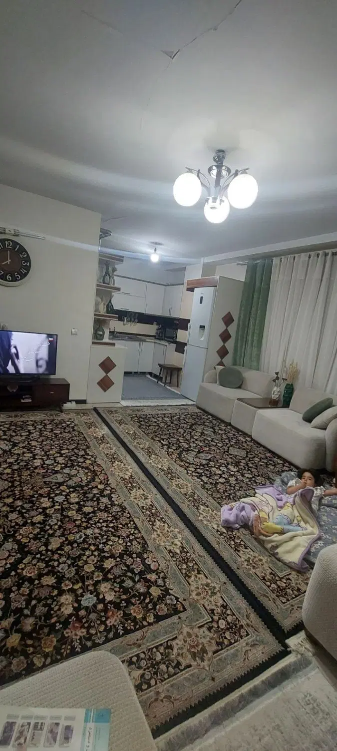 ۷۳ متر دوخواب نور ۲ مالک هستم