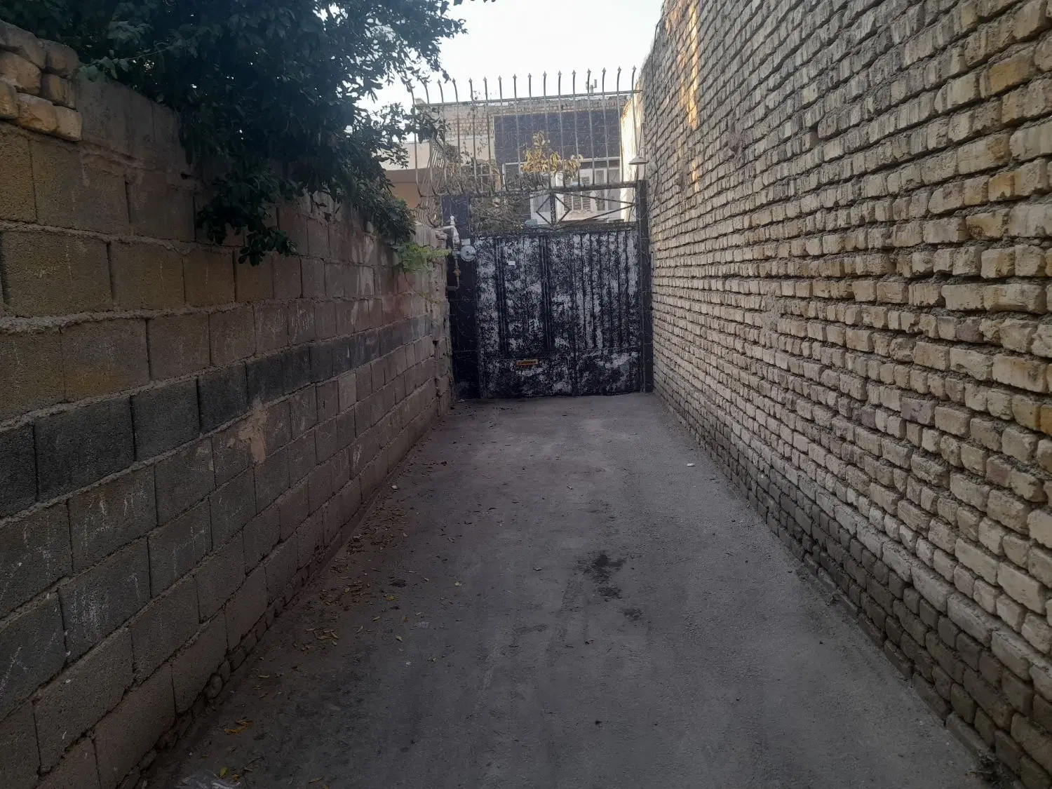 فروش منزل ویلایی دربست واقع در اشکاوند
