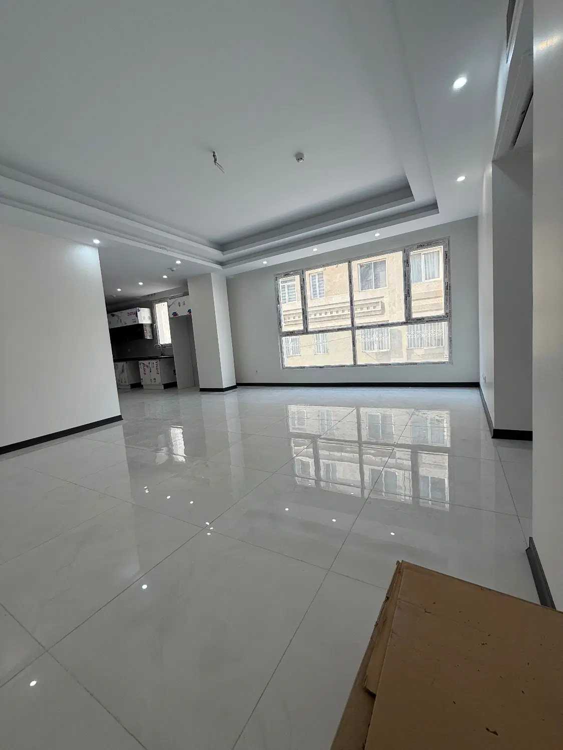 ۱۱۰ متر نوساز ارم _ روبه آفتاب کم واحد