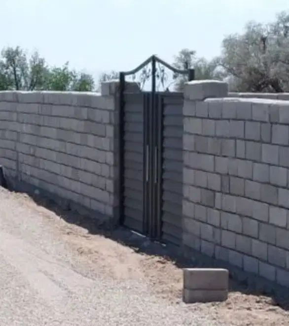 یک قطعه زمین ۶۵ متر