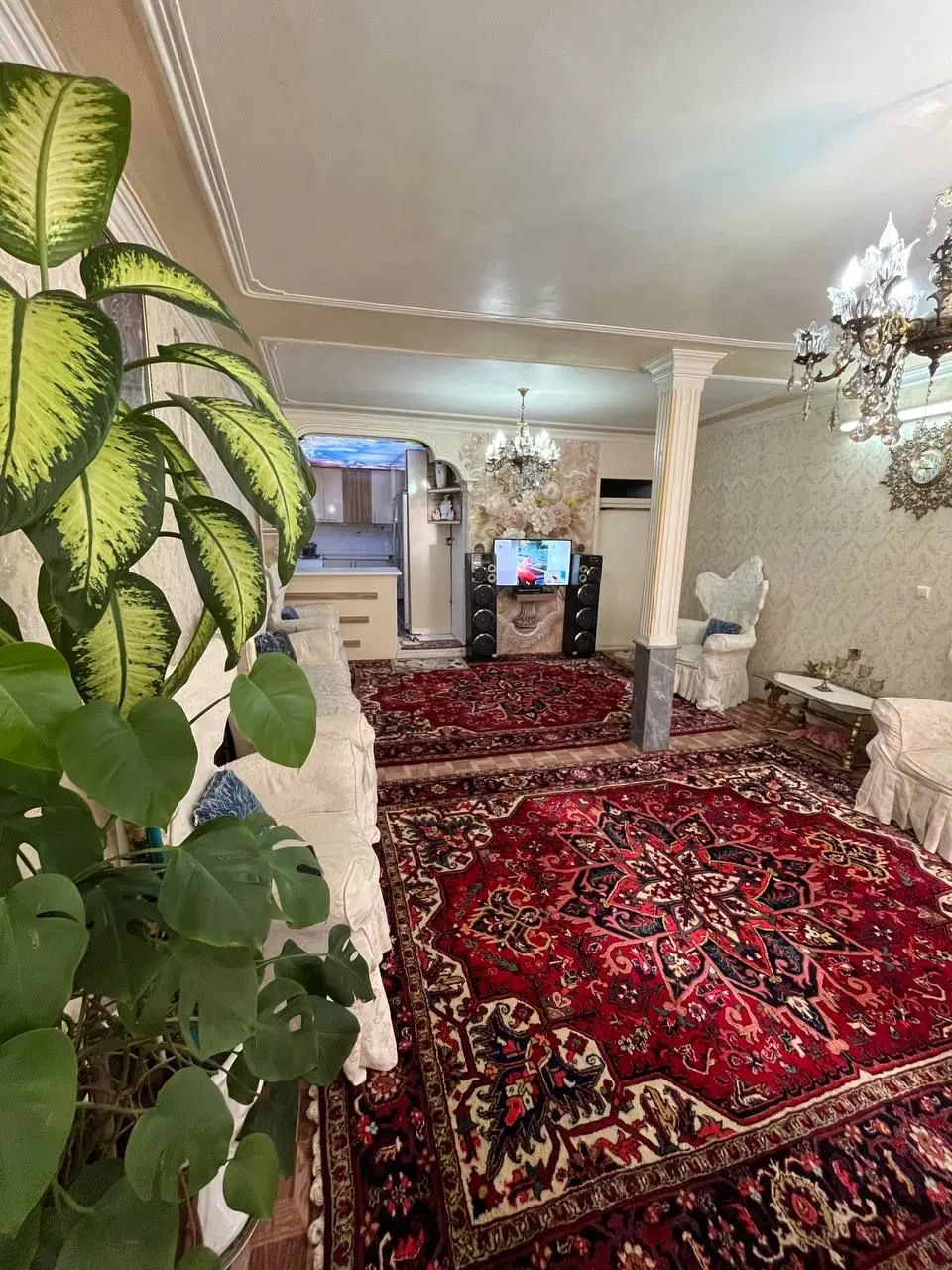 حیاط ۱۵۰ متری عباسی حاج هاشم