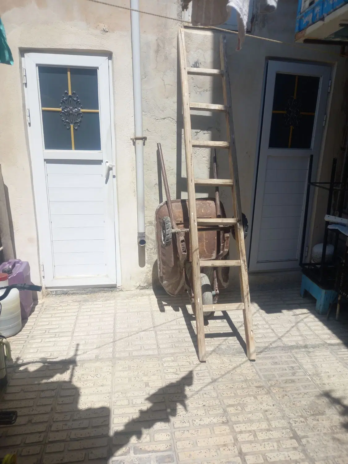 خانه دو واحده ۷۰ متری واقع در حکمت آباد