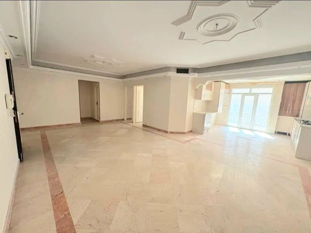 اپارتمان 2 خوابه. فول امکانات.