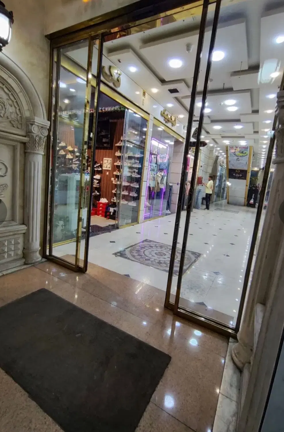 فروش مغازه در محله فردوس خ بیگلو