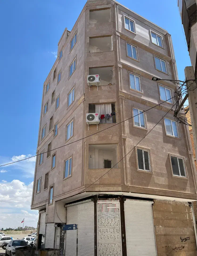 اجاره واحد ۶۳ متری حصارک پایین
